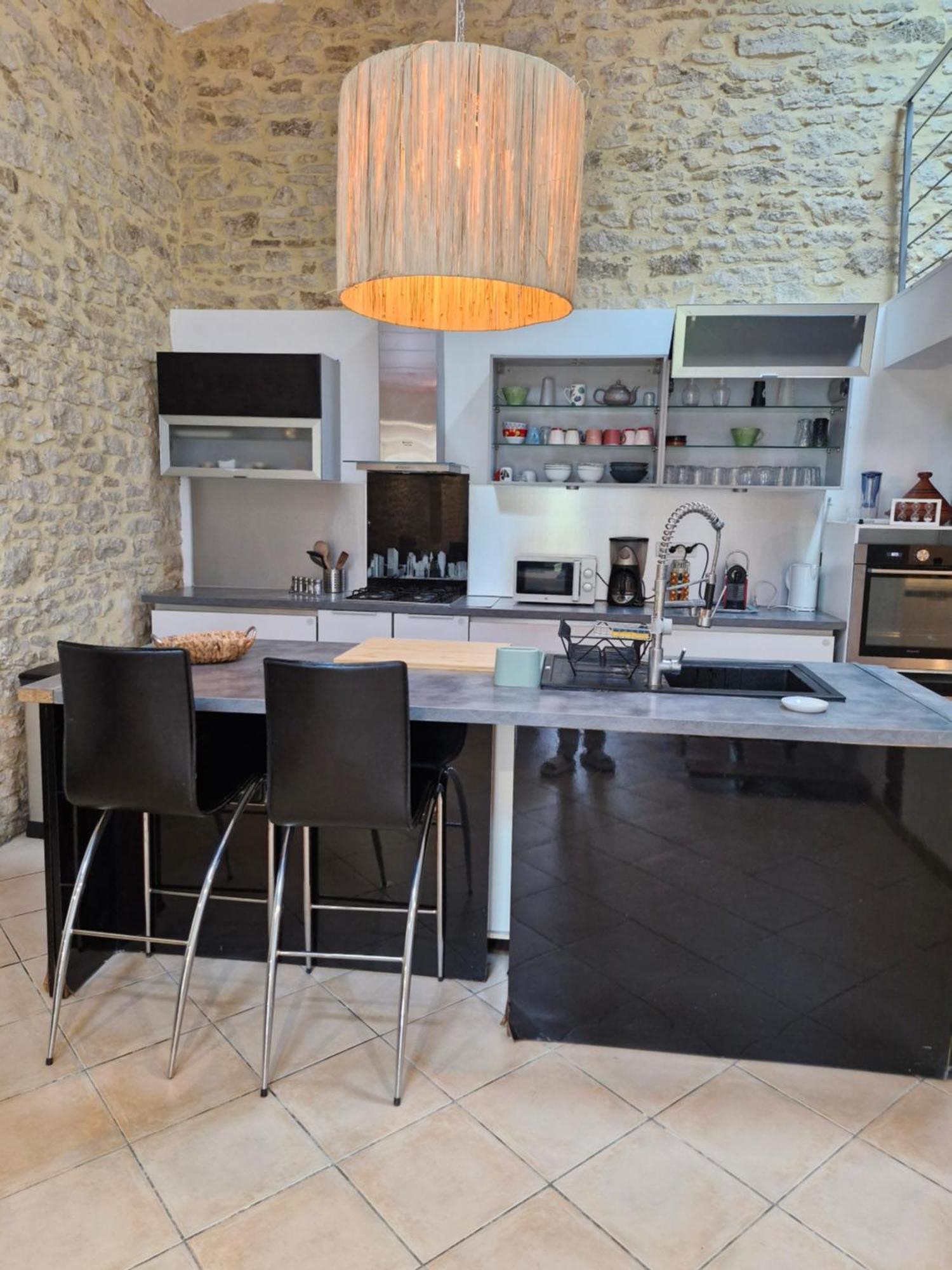 Demeure En Pierre Avec Piscine Privee Villa