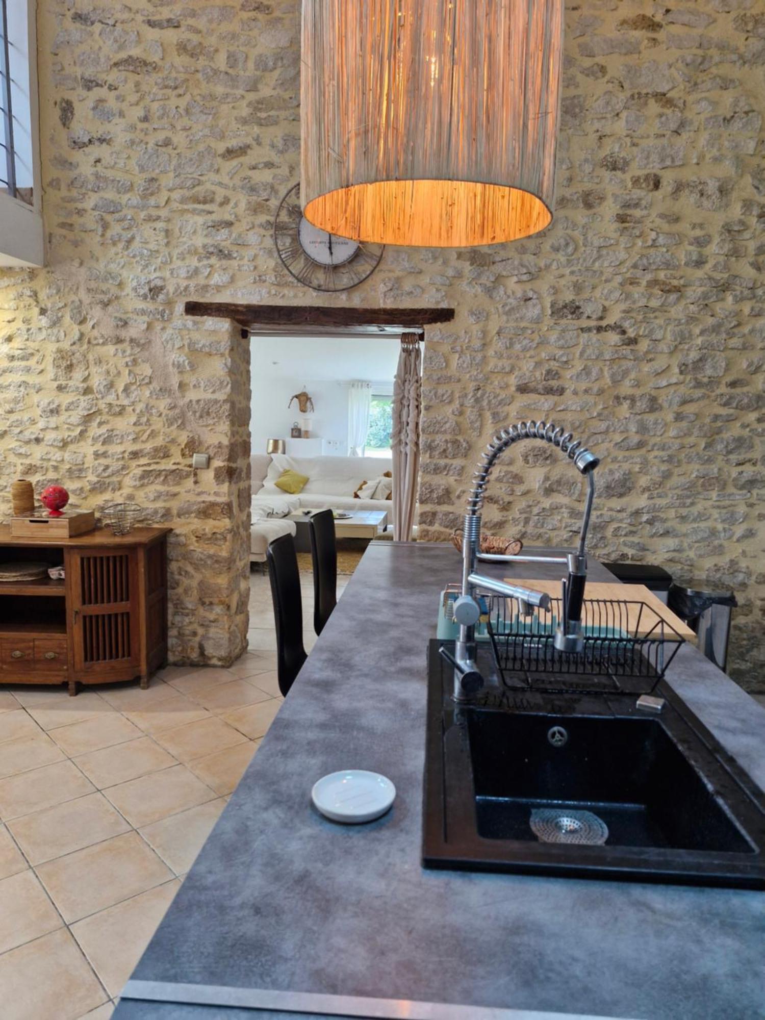 Demeure En Pierre Avec Piscine Privee Villa Etauliers